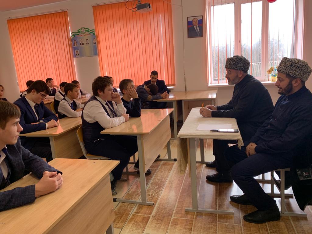 Лекция представителя муфтията по профилактике терроризма и экстремизма.